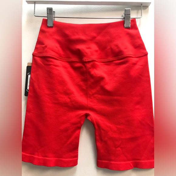 Nux The Good Short - Picture 3 of 3